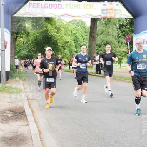 29.06.2025 - hella hamburg halbmarathon MichiJ http://msf.ph/oto/8290425 29.06.2025 10:33:28 Zwischen KM18-KM19 1424, 1569, 3785, 4270, 4997, 7709, 9159, 9585, 11291, 11688, 12643, 15651, 18862 meine-sportfotos.de
