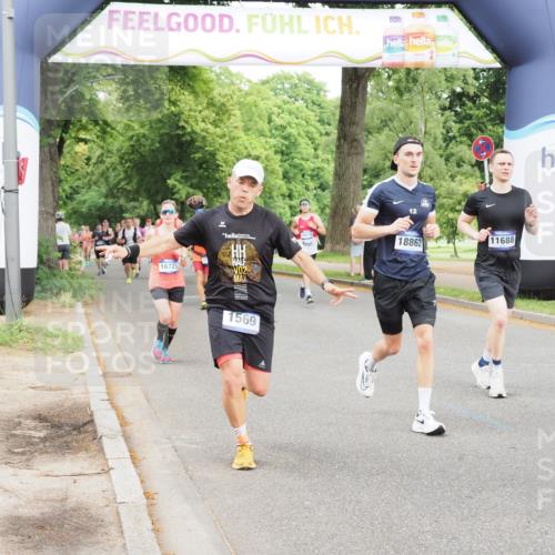 29.06.2025 - hella hamburg halbmarathon MichiJ http://msf.ph/oto/8290527 29.06.2025 10:33:28 Zwischen KM18-KM19 1424, 1569, 3785, 4270, 4997, 7709, 9159, 9585, 11291, 11688, 12643, 15651, 18862 meine-sportfotos.de