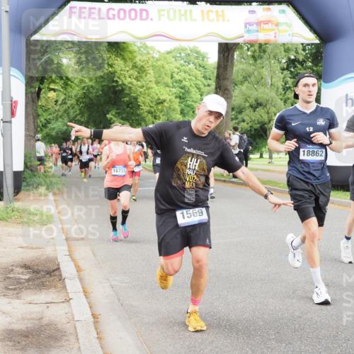 29.06.2025 - hella hamburg halbmarathon MichiJ http://msf.ph/oto/8290559 29.06.2025 10:33:29 Zwischen KM18-KM19 1424, 1569, 2470, 3785, 4270, 4997, 7709, 9585, 11291, 11688, 12643, 15651, 18862 meine-sportfotos.de
