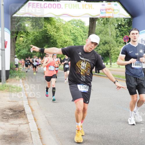 29.06.2025 - hella hamburg halbmarathon MichiJ http://msf.ph/oto/8290568 29.06.2025 10:33:29 Zwischen KM18-KM19 1424, 1569, 2470, 3785, 4270, 4997, 7709, 9585, 11291, 11688, 12643, 15651, 18862 meine-sportfotos.de