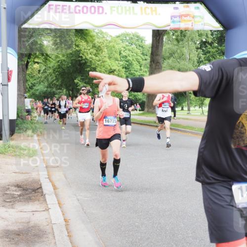 29.06.2025 - hella hamburg halbmarathon MichiJ http://msf.ph/oto/8290598 29.06.2025 10:33:29 Zwischen KM18-KM19 1424, 1569, 2470, 3785, 4270, 4997, 7709, 9585, 11291, 11688, 12643, 15651, 18862 meine-sportfotos.de