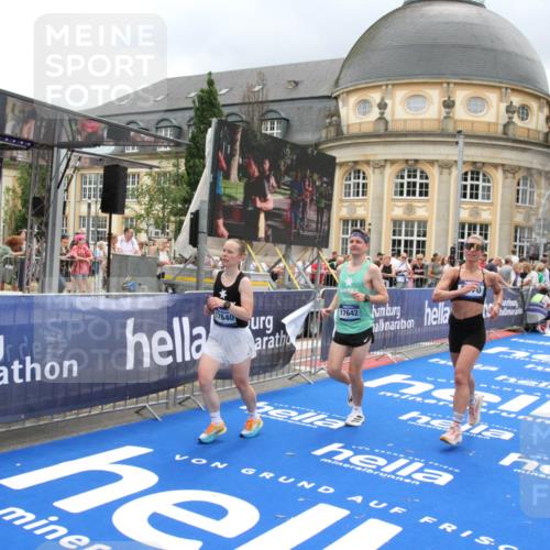 29.06.2025 - hella hamburg halbmarathon Michael Strokosch http://msf.ph/oto/8290627 29.06.2025 10:56:12 Ziel 3058, 4594, 4813, 5492, 5570, 7594, 8330, 8639, 9907, 12545, 14363, 15484, 16113, 16634, 17640, 17642, 18212 meine-sportfotos.de