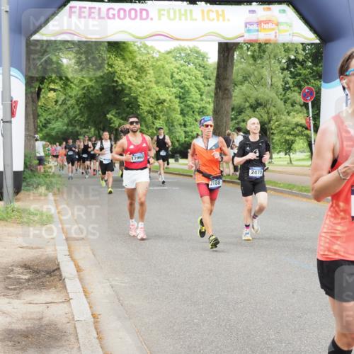29.06.2025 - hella hamburg halbmarathon MichiJ http://msf.ph/oto/8290676 29.06.2025 10:33:31 Zwischen KM18-KM19 1424, 1569, 2188, 2470, 3785, 4270, 7709, 9585, 11291, 11688, 15651, 16725, 18810, 18862 meine-sportfotos.de