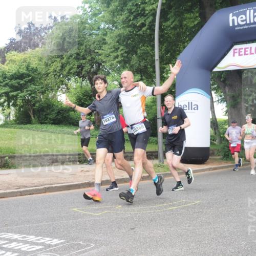 29.06.2025 - hella hamburg halbmarathon KatJ http://msf.ph/oto/8290680 29.06.2025 10:42:03 Zwischen KM18-KM19 1193, 1506, 2448, 3652, 4231, 4897, 6355, 6356, 7221, 8223 meine-sportfotos.de