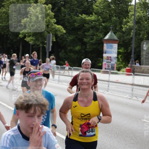 29.06.2025 - hella hamburg halbmarathon Jannik Wohlers http://msf.ph/oto/8290712 29.06.2025 10:36:12 Lombardsbrücke 1224, 1948, 2124, 2588, 3398, 3428, 4084, 4618, 5012, 5747, 6156, 6190, 6667, 7632, 8530, 8945, 9115, 9117, 9500, 9694, 9701, 9918, 10024, 10112, 10123, 10487, 10984, 11637, 12493, 12605, 12770, 12775, 13092, 13106, 13265, 13266, 13445, 13704, 13902, 13903, 15077, 15568, 15707, 15805, 16228, 16239, 16977, 17018, 17156, 17807, 18152, 18174, 18226, 18482, 18488, 18644, 18646, 18918, 18929 meine-sportfotos.de