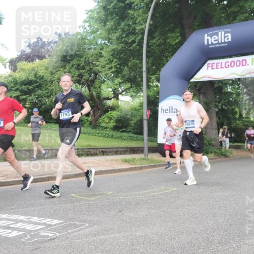 29.06.2025 - hella hamburg halbmarathon KatJ http://msf.ph/oto/8290801 29.06.2025 10:42:04 Zwischen KM18-KM19 1193, 1506, 2448, 3652, 4231, 4897, 6355, 7221, 8223 meine-sportfotos.de