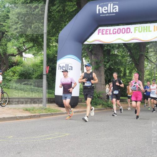 29.06.2025 - hella hamburg halbmarathon KatJ http://msf.ph/oto/8290866 29.06.2025 10:42:07 Zwischen KM18-KM19 1193, 1506, 2252, 3652, 4231, 6355, 6433, 7221 meine-sportfotos.de