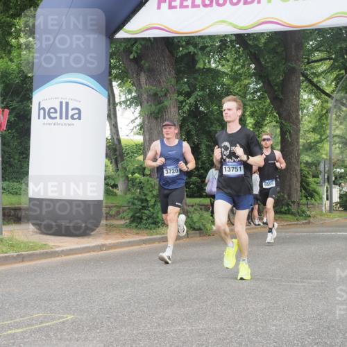 29.06.2025 - hella hamburg halbmarathon KatJ http://msf.ph/oto/8290983 29.06.2025 10:12:41 Zwischen KM18-KM19 35, 52 meine-sportfotos.de
