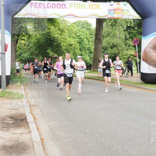 29.06.2025 - hella hamburg halbmarathon MichiJ http://msf.ph/oto/8291017 29.06.2025 10:33:33 Zwischen KM18-KM19 2188, 2470, 3785, 6819, 9105, 11291, 11688, 12161, 16725, 16803, 17960, 18810, 18862 meine-sportfotos.de