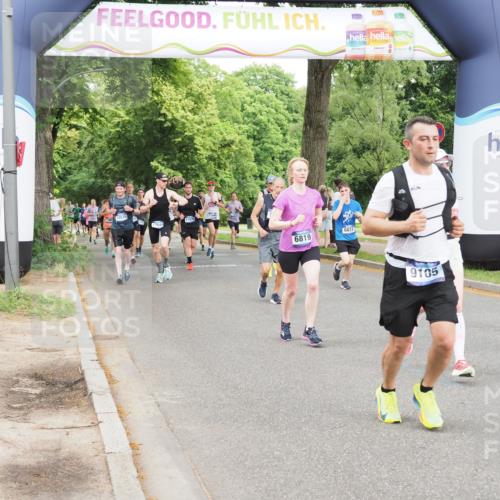 29.06.2025 - hella hamburg halbmarathon MichiJ http://msf.ph/oto/8291148 29.06.2025 10:33:35 Zwischen KM18-KM19 1920, 2188, 2470, 4277, 6819, 6831, 9105, 11688, 12161, 16725, 16803, 17960, 18810, 18862 meine-sportfotos.de