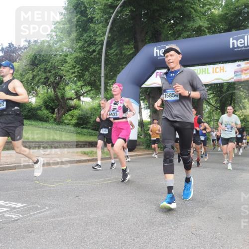 29.06.2025 - hella hamburg halbmarathon KatJ http://msf.ph/oto/8291198 29.06.2025 10:42:09 Zwischen KM18-KM19 1193, 1506, 2252, 3177, 3652, 3861, 5021, 6082, 6084, 6433, 6569, 7221 meine-sportfotos.de