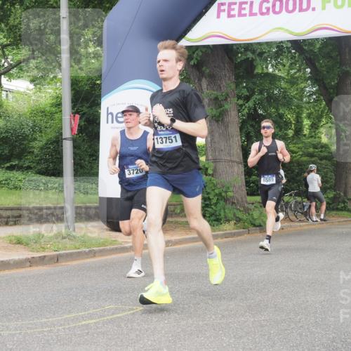 29.06.2025 - hella hamburg halbmarathon KatJ http://msf.ph/oto/8291292 29.06.2025 10:12:42 Zwischen KM18-KM19 35, 52, 6559 meine-sportfotos.de
