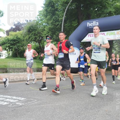 29.06.2025 - hella hamburg halbmarathon KatJ http://msf.ph/oto/8291356 29.06.2025 10:42:11 Zwischen KM18-KM19 2252, 3177, 3861, 5021, 6082, 6084, 6433, 6569 meine-sportfotos.de