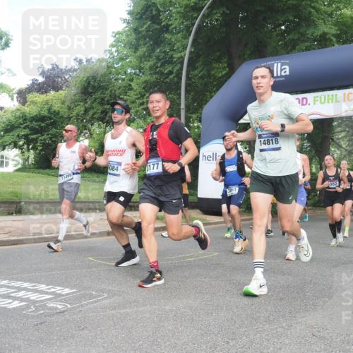29.06.2025 - hella hamburg halbmarathon KatJ http://msf.ph/oto/8291365 29.06.2025 10:42:11 Zwischen KM18-KM19 2252, 3177, 3861, 5021, 6082, 6084, 6433, 6569 meine-sportfotos.de