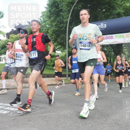 29.06.2025 - hella hamburg halbmarathon KatJ http://msf.ph/oto/8291389 29.06.2025 10:42:11 Zwischen KM18-KM19 2252, 3177, 3861, 5021, 6082, 6084, 6433, 6569 meine-sportfotos.de