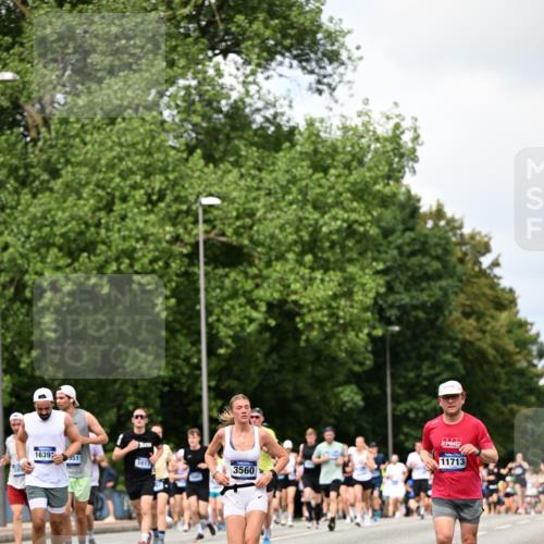 29.06.2025 - hella hamburg halbmarathon Dr. Thomas Lammeyer http://msf.ph/oto/8291508 29.06.2025 10:37:23 Kennedybrücke 1078, 1199, 1324, 1373, 1732, 1879, 1995, 2085, 2342, 2384, 2838, 3221, 3341, 3422, 3560, 3653, 3871, 4030, 4096, 4164, 4446, 5180, 5581, 5917, 6773, 6861, 6999, 7705, 8175, 8595, 8839, 8891, 8993, 9289, 9471, 9591, 9750, 9768, 9780 meine-sportfotos.de