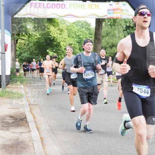 29.06.2025 - hella hamburg halbmarathon MichiJ http://msf.ph/oto/8291532 29.06.2025 10:33:39 Zwischen KM18-KM19 1920, 4277, 6819, 6831, 7087, 9105, 11495, 12161, 12579, 13687, 14462, 15362, 15365, 16803, 17544, 17835, 17960 meine-sportfotos.de