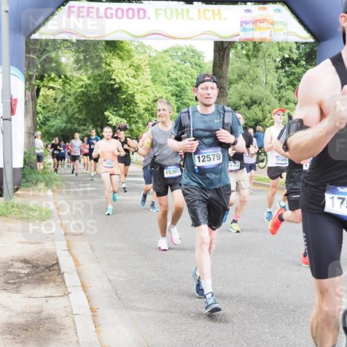 29.06.2025 - hella hamburg halbmarathon MichiJ http://msf.ph/oto/8291547 29.06.2025 10:33:39 Zwischen KM18-KM19 1920, 4277, 6819, 6831, 7087, 9105, 11495, 12161, 12579, 13687, 14462, 15362, 15365, 16803, 17544, 17835, 17960 meine-sportfotos.de