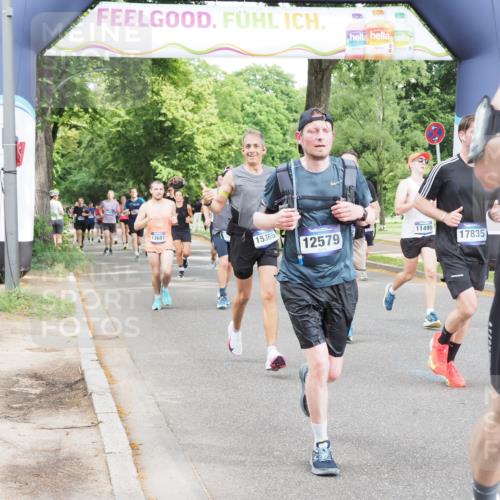 29.06.2025 - hella hamburg halbmarathon MichiJ http://msf.ph/oto/8291598 29.06.2025 10:33:39 Zwischen KM18-KM19 1920, 4277, 6819, 6831, 7087, 9105, 11495, 12161, 12579, 13687, 14462, 15362, 15365, 16803, 17544, 17835, 17960 meine-sportfotos.de