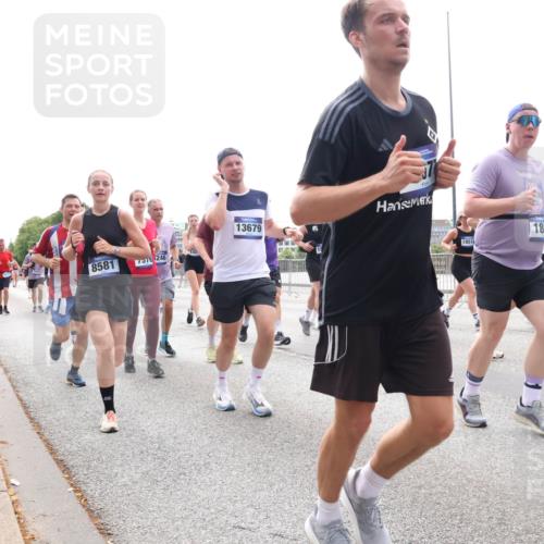 29.06.2025 - hella hamburg halbmarathon Lena Gebhardt http://msf.ph/oto/8291756 29.06.2025 10:36:22 Lombardsbrücke 8581, 73766246, 13679, 18518, 183, 1008, 1010, 1036, 1102, 1183, 1224, 1775, 1780, 1835, 2124, 2520, 2870, 3398, 3401, 3404, 3428, 3699, 3741, 3877, 4245, 4326, 4413, 4442, 4798, 4937, 5012, 5246, 5427, 5540, 5573, 5666, 5747, 5809, 5919, 6092, 6093, 6184, 6190, 6417, 6667, 6896, 7086, 7111, 7140, 7275, 7575, 7576, 7632, 8356, 8498, 8530, 8581, 8945, 8947, 9115, 9117, 9229, 9432, 13265, 15077, 17156, 17807, 18152, 18488 meine-sportfotos.de