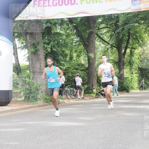 29.06.2025 - hella hamburg halbmarathon KatJ http://msf.ph/oto/8291844 29.06.2025 10:13:03 Zwischen KM18-KM19 4571 meine-sportfotos.de