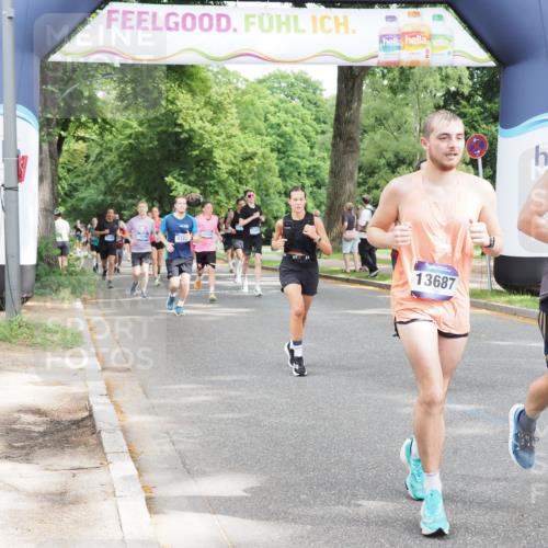 29.06.2025 - hella hamburg halbmarathon MichiJ http://msf.ph/oto/8291945 29.06.2025 10:33:42 Zwischen KM18-KM19 1920, 4277, 5706, 6831, 7087, 11495, 12579, 13687, 14228, 14462, 14764, 14783, 15362, 15365, 17492, 17544, 17835 meine-sportfotos.de