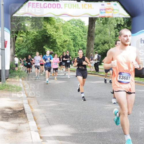 29.06.2025 - hella hamburg halbmarathon MichiJ http://msf.ph/oto/8292001 29.06.2025 10:33:42 Zwischen KM18-KM19 1920, 4277, 5706, 6831, 7087, 11495, 12579, 13687, 14228, 14462, 14764, 14783, 15362, 15365, 17492, 17544, 17835 meine-sportfotos.de