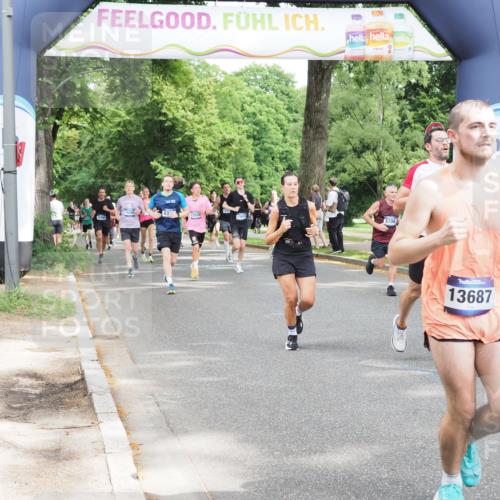 29.06.2025 - hella hamburg halbmarathon MichiJ http://msf.ph/oto/8292053 29.06.2025 10:33:42 Zwischen KM18-KM19 1920, 4277, 5706, 6831, 7087, 11495, 12579, 13687, 14228, 14462, 14764, 14783, 15362, 15365, 17492, 17544, 17835 meine-sportfotos.de