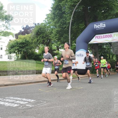 29.06.2025 - hella hamburg halbmarathon KatJ http://msf.ph/oto/8292204 29.06.2025 10:42:18 Zwischen KM18-KM19 1125, 2474, 2612, 3037, 5672, 6443 meine-sportfotos.de