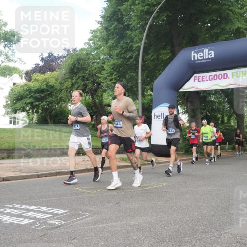 29.06.2025 - hella hamburg halbmarathon KatJ http://msf.ph/oto/8292216 29.06.2025 10:42:18 Zwischen KM18-KM19 1125, 2474, 2612, 3037, 5672, 6443 meine-sportfotos.de