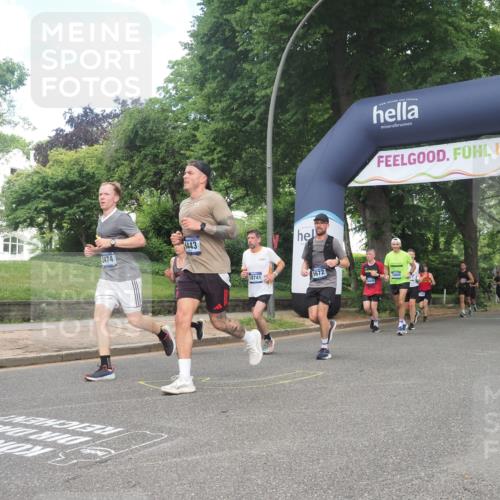 29.06.2025 - hella hamburg halbmarathon KatJ http://msf.ph/oto/8292232 29.06.2025 10:42:18 Zwischen KM18-KM19 1125, 2474, 2612, 3037, 5672, 6443 meine-sportfotos.de