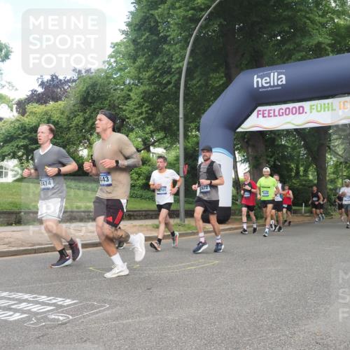 29.06.2025 - hella hamburg halbmarathon KatJ http://msf.ph/oto/8292240 29.06.2025 10:42:18 Zwischen KM18-KM19 1125, 2474, 2612, 3037, 5672, 6443 meine-sportfotos.de
