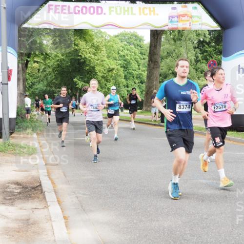 29.06.2025 - hella hamburg halbmarathon MichiJ http://msf.ph/oto/8292529 29.06.2025 10:33:45 Zwischen KM18-KM19 5706, 7450, 8374, 9720, 10796, 11495, 12528, 12579, 13687, 13919, 14228, 14462, 14764, 14783, 15362, 16286, 16834, 17492, 18081 meine-sportfotos.de