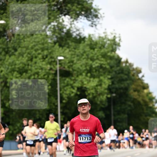 29.06.2025 - hella hamburg halbmarathon Dr. Thomas Lammeyer http://msf.ph/oto/8292558 29.06.2025 10:37:26 Kennedybrücke 1078, 1199, 1324, 1373, 1879, 1995, 2085, 2342, 2384, 2838, 3341, 3422, 3560, 3812, 3871, 4030, 4164, 4446, 5180, 5581, 5917, 6773, 6999, 7308, 7309, 7705, 8175, 8595, 8839, 8891, 8993, 9289, 9591, 9750, 9768, 9780 meine-sportfotos.de