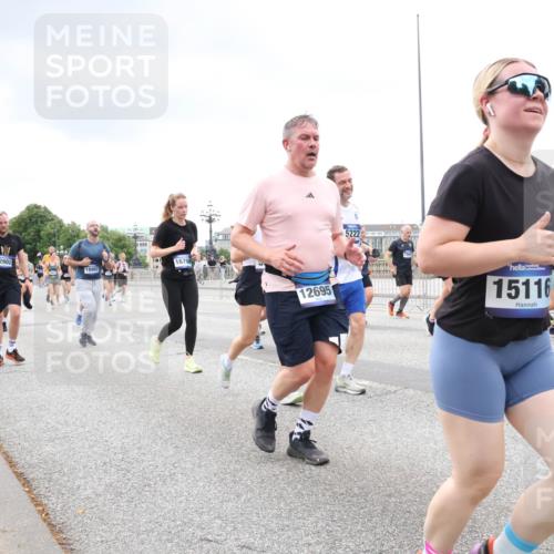 29.06.2025 - hella hamburg halbmarathon Lena Gebhardt http://msf.ph/oto/8292597 29.06.2025 10:55:54 Lombardsbrücke 12902, 18907, 16768, 12695, 5222, 7969, 15116, 1616, 1738, 1873, 1909, 1917, 2095, 2793, 3101, 3244, 3268, 4265, 4354, 4470, 4473, 4836, 4896, 5220, 5222, 5306, 5487, 5575, 5580, 5994, 6055, 6056, 6113, 6257, 6494, 6594, 6968, 7516, 7548, 7616, 7969, 8005, 8110, 8305, 8527, 8532, 8533, 8626, 8648, 9435, 9548, 9614, 9618, 9838, 9857, 9858, 9861, 9865, 9956, 10094, 10436, 10438, 10449, 10559, 10593, 10640, 10987, 11903, 11962, 11963, 12695, 12902 meine-sportfotos.de