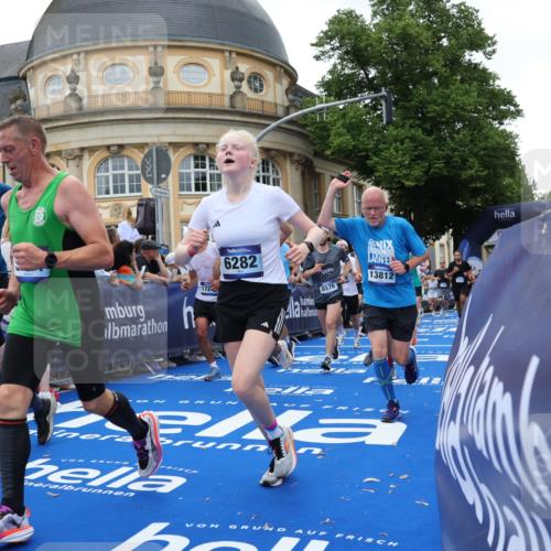 29.06.2025 - hella hamburg halbmarathon Strokosch-Dieckow http://msf.ph/oto/8292699 29.06.2025 10:50:34 Ziel 1399, 1750, 3414, 4127, 4346, 5447, 6282, 6662, 6712, 7134, 7397, 7583, 7786, 7952, 8153, 8576, 9057, 11214, 11356, 11455, 13701, 13808, 13812, 13875, 14626, 15519, 15803, 16291, 16806, 17179, 17247, 17319, 18006, 18413, 18820 meine-sportfotos.de
