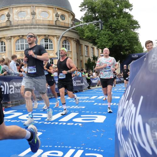 29.06.2025 - hella hamburg halbmarathon Strokosch-Dieckow http://msf.ph/oto/8292945 29.06.2025 10:50:40 Ziel 1399, 1750, 2234, 2788, 4346, 5115, 6662, 6712, 7134, 7583, 7786, 7952, 8576, 8657, 9057, 11214, 11356, 13701, 13808, 13875, 15426, 15519, 15720, 15803, 16291, 17129, 17179, 17908, 18006, 18229, 18370, 18413, 18820 meine-sportfotos.de