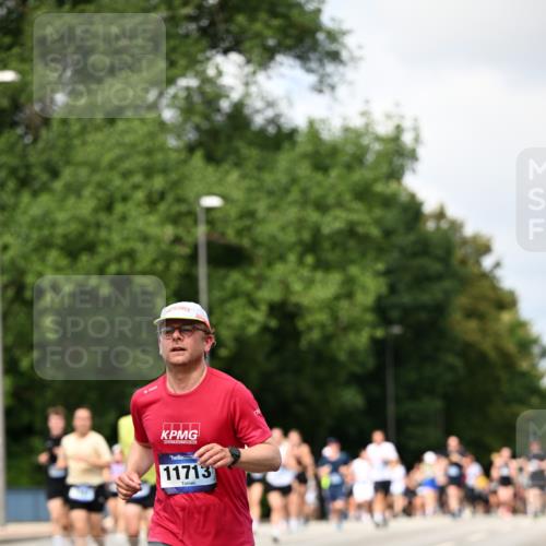 29.06.2025 - hella hamburg halbmarathon Dr. Thomas Lammeyer http://msf.ph/oto/8293156 29.06.2025 10:37:27 Kennedybrücke 1078, 1199, 1324, 1373, 1879, 1995, 2085, 2342, 2838, 3341, 3422, 3560, 3812, 3871, 4030, 4164, 4446, 5180, 5917, 6773, 6999, 7308, 7309, 7705, 8175, 8595, 8891, 8993, 9289, 9591, 9750, 9768, 9780 meine-sportfotos.de