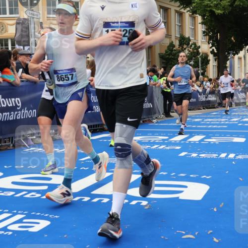 29.06.2025 - hella hamburg halbmarathon Strokosch-Dieckow http://msf.ph/oto/8293277 29.06.2025 10:50:47 Ziel 1466, 2234, 2788, 3654, 3947, 4839, 5018, 5115, 6712, 7052, 7134, 7952, 8205, 8657, 10750, 11356, 11551, 13701, 15395, 15426, 15643, 15720, 17129, 17908, 18182, 18229, 18370, 18820 meine-sportfotos.de