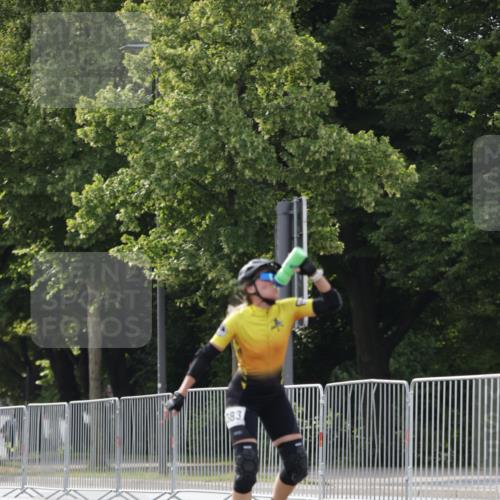 29.06.2025 - hella hamburg halbmarathon Jannik Wohlers http://msf.ph/oto/8293303 29.06.2025 08:54:26 Lombardsbrücke  meine-sportfotos.de