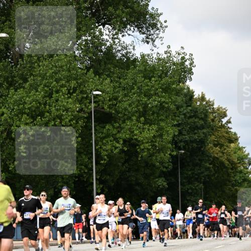 29.06.2025 - hella hamburg halbmarathon Dr. Thomas Lammeyer http://msf.ph/oto/8293449 29.06.2025 10:37:28 Kennedybrücke 1078, 1199, 1324, 1373, 1879, 1995, 2085, 2342, 2838, 3341, 3422, 3560, 3812, 3871, 4030, 4164, 4446, 5180, 5917, 6773, 6999, 7308, 7309, 7705, 8175, 8595, 8891, 8993, 9289, 9591, 9750, 9768, 9780 meine-sportfotos.de