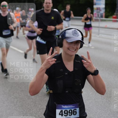 29.06.2025 - hella hamburg halbmarathon Jannik Wohlers http://msf.ph/oto/8293540 29.06.2025 10:36:32 Lombardsbrücke 1118, 1253, 1339, 1488, 1490, 1952, 1954, 2552, 3165, 3714, 3873, 3895, 4618, 4762, 4996, 5224, 5538, 5640, 5786, 5789, 6156, 6359, 6804, 7202, 7773, 8007, 8315, 8499, 8758, 8936, 8937, 9295, 9694, 9701, 10123, 10487, 10862, 10931, 11672, 11831, 11843, 11912, 12087, 12184, 12218, 12302, 12532, 13106, 13165, 13657, 13695, 13970, 13971, 14695, 15106, 15353, 15475, 15588, 15907, 15972, 15992, 16304, 16309, 16885, 17115, 17349, 17504, 17591, 18482 meine-sportfotos.de