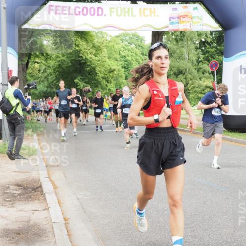 29.06.2025 - hella hamburg halbmarathon MichiJ http://msf.ph/oto/8294188 29.06.2025 10:33:56 Zwischen KM18-KM19 1139, 2270, 3477, 5129, 7204, 9710, 11773, 11936, 12808, 13782, 14200, 17281, 18878 meine-sportfotos.de