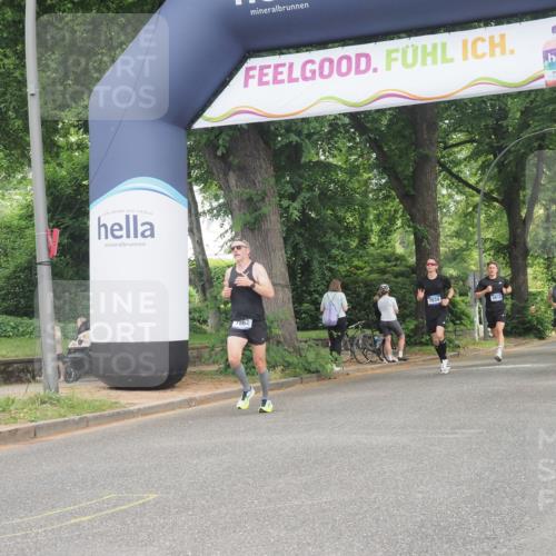29.06.2025 - hella hamburg halbmarathon KatJ http://msf.ph/oto/8294201 29.06.2025 10:13:19 Zwischen KM18-KM19 7834, 7862 meine-sportfotos.de