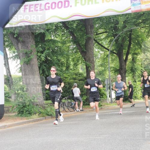 29.06.2025 - hella hamburg halbmarathon KatJ http://msf.ph/oto/8294377 29.06.2025 10:13:20 Zwischen KM18-KM19 7834, 7862 meine-sportfotos.de