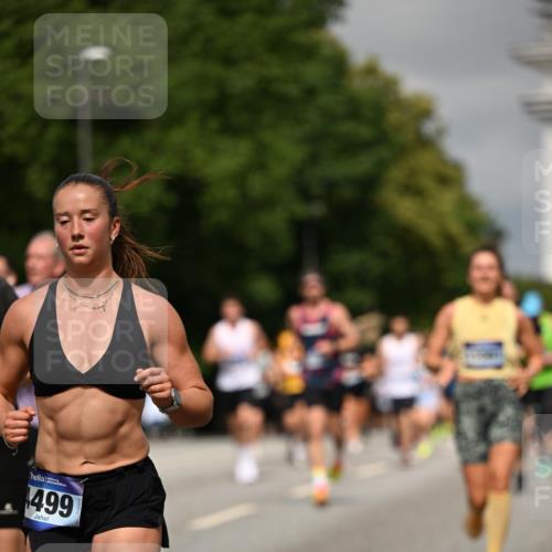 29.06.2025 - hella hamburg halbmarathon Dr. Thomas Lammeyer http://msf.ph/oto/8294433 29.06.2025 10:16:10 Kennedybrücke 1249, 1610, 1785, 1790, 1850, 1851, 2963, 2964, 3182, 3248, 3262, 3746, 3837, 4453, 4499, 5166, 5176, 6822, 6871, 6966, 7370, 8206, 8207, 8971, 9119, 9253, 9254, 9405, 9428, 10685 meine-sportfotos.de