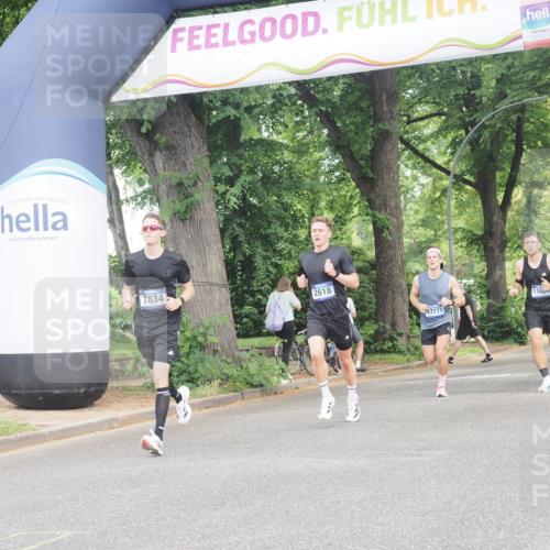 29.06.2025 - hella hamburg halbmarathon KatJ http://msf.ph/oto/8294669 29.06.2025 10:13:21 Zwischen KM18-KM19 2618, 7834, 7862 meine-sportfotos.de