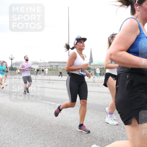 29.06.2025 - hella hamburg halbmarathon Lena Gebhardt http://msf.ph/oto/8294738 29.06.2025 10:56:03 Lombardsbrücke 4265, 8195, 4470, 605, 1616, 1738, 1909, 2095, 2793, 3101, 3244, 3257, 3268, 4083, 4265, 4354, 4470, 4473, 4836, 4896, 5220, 5222, 5306, 5575, 5580, 5757, 5994, 6055, 6056, 6113, 6257, 6494, 6594, 6968, 7025, 7028, 7516, 7548, 7616, 7969, 8005, 8110, 8305, 8517, 8527, 8532, 8533, 8648, 9435, 9548, 9606, 9838, 9861, 9865, 9948, 9953, 9956, 10094, 10436, 10438, 10449, 10593, 10640, 10740, 10784, 10987, 11903, 11962, 11963, 12695 meine-sportfotos.de