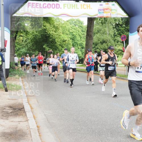 29.06.2025 - hella hamburg halbmarathon MichiJ http://msf.ph/oto/8294896 29.06.2025 10:34:02 Zwischen KM18-KM19 1139, 1759, 2048, 2367, 3186, 6054, 6071, 6373, 6700, 8743, 11773, 11809, 11936, 12084, 15133, 15636, 16513, 16624, 17499, 17674, 17892, 18878, 18970 meine-sportfotos.de