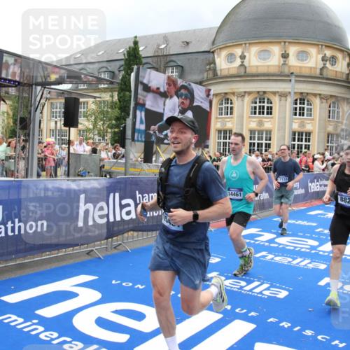 29.06.2025 - hella hamburg halbmarathon Michael Strokosch http://msf.ph/oto/8294931 29.06.2025 10:56:51 Ziel 2378, 2741, 3836, 5418, 7716, 8825, 8996, 13816, 14369, 14461, 15134, 15431, 15712, 16008, 16009, 16043, 16121, 16679, 17133, 18634 meine-sportfotos.de